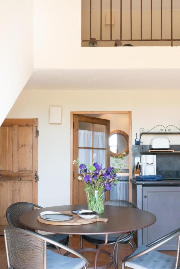 Le Clos D'Estellan - Piscine Chauffee บอนนิเยอ ภายนอก รูปภาพ